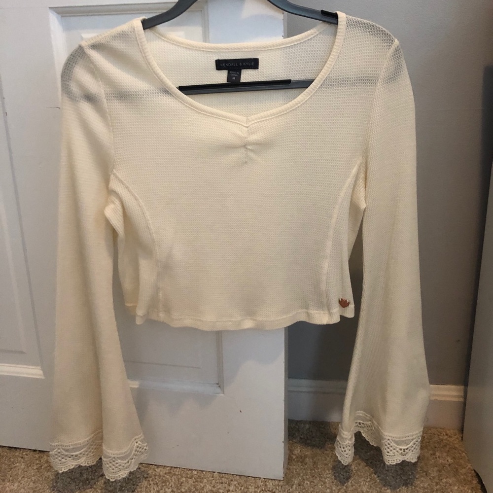 Kendall & Kylie crop top